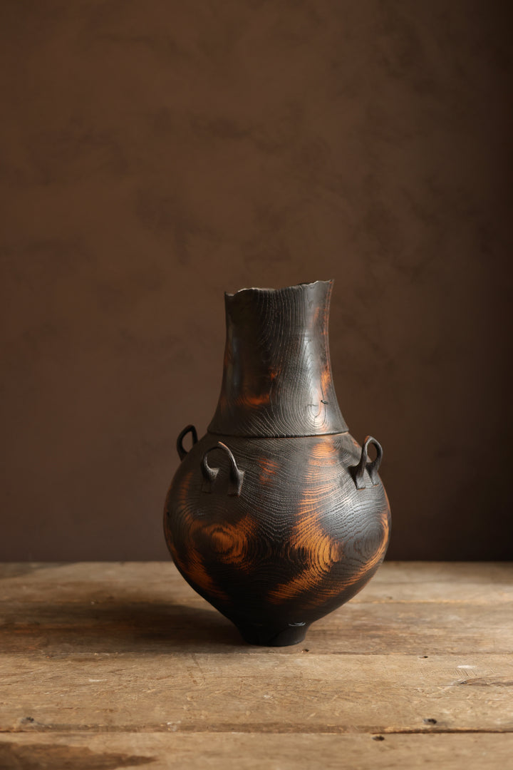 #01 Amphora I