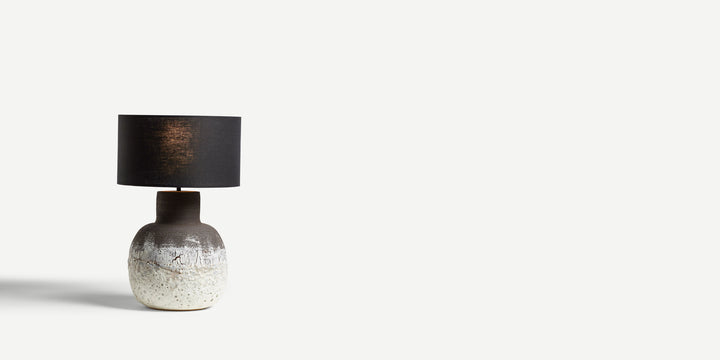 Lava Table Lamp in Black & White (Round)