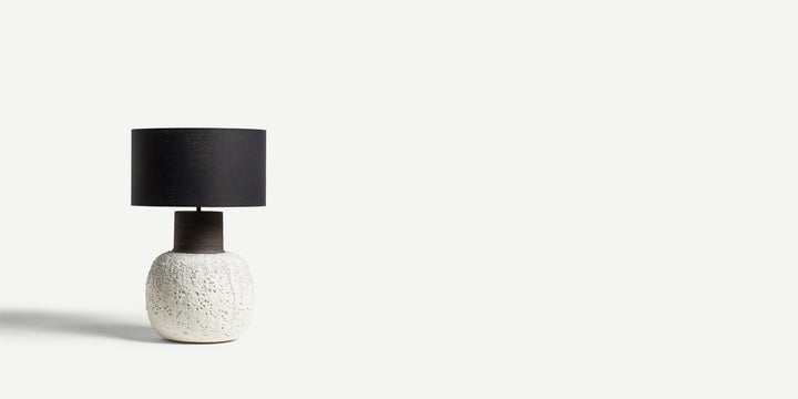 Lava Table Lamp in White (Round)