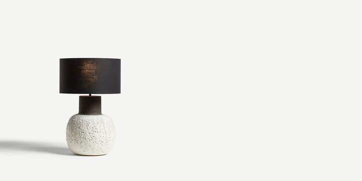 Lava Table Lamp in White (Round)