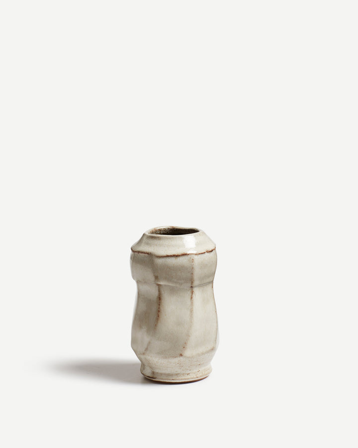 Short Bud Vase in Cream