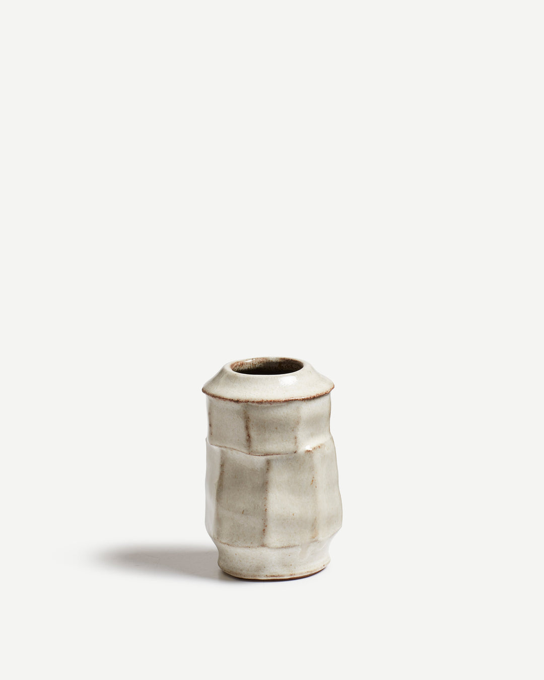Short Bud Vase in Cream