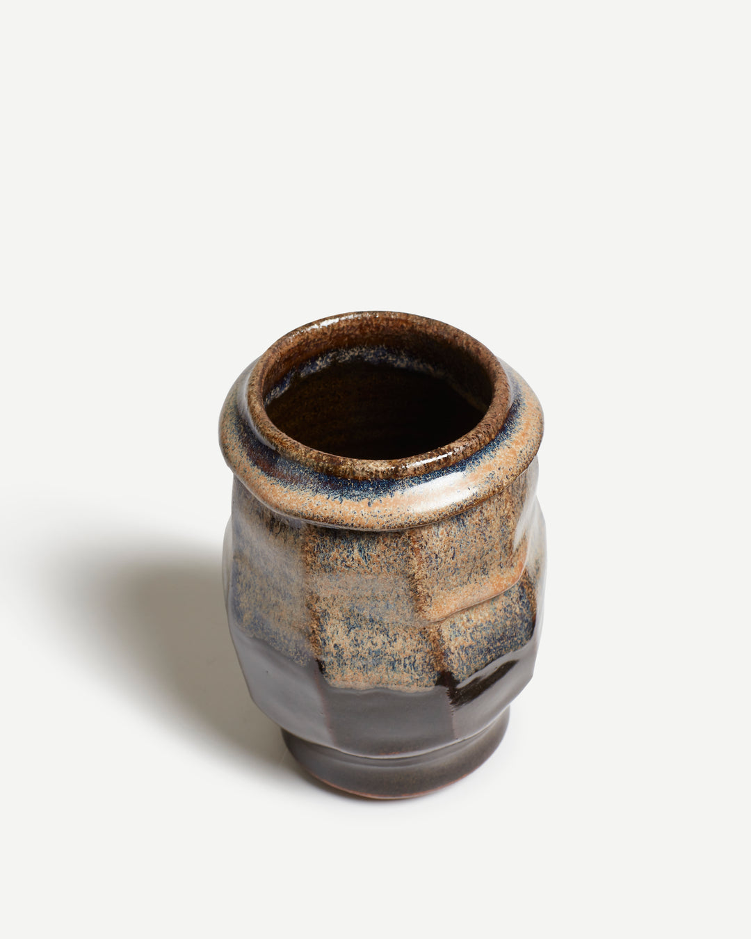 Short Bud Vase in Rutile