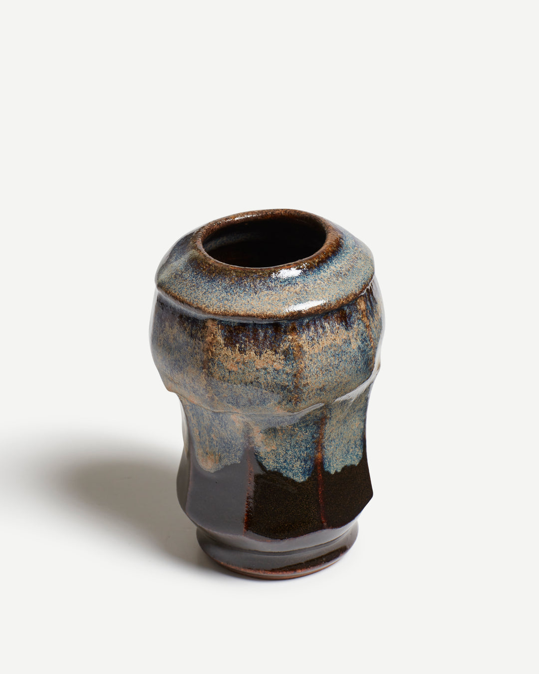Short Bud Vase in Rutile