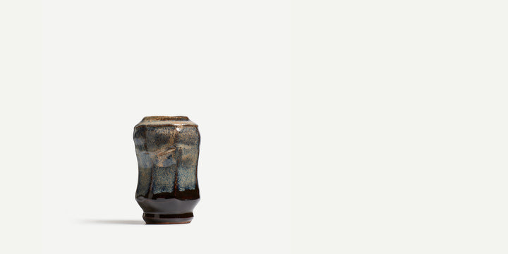 Short Bud Vase in Rutile