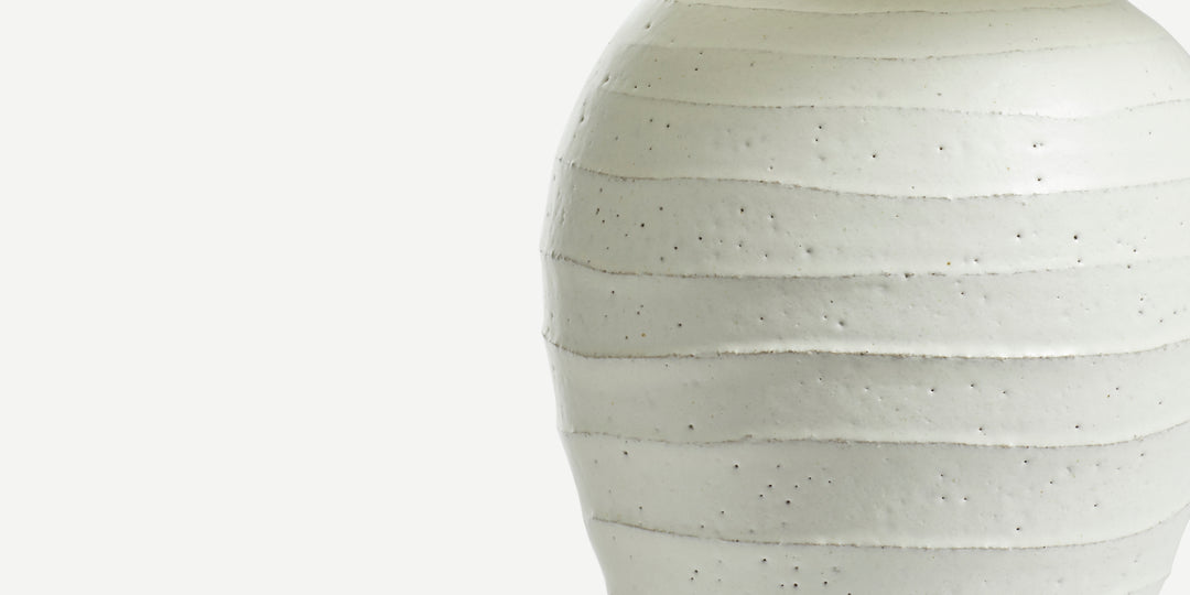 Callisto Table Lamp in Cream - Medium
