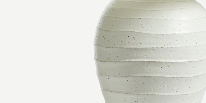 Callisto Table Lamp in Cream - Medium
