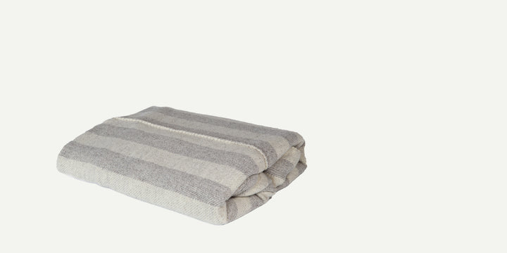 No. 3 Blanket: Weatherboard